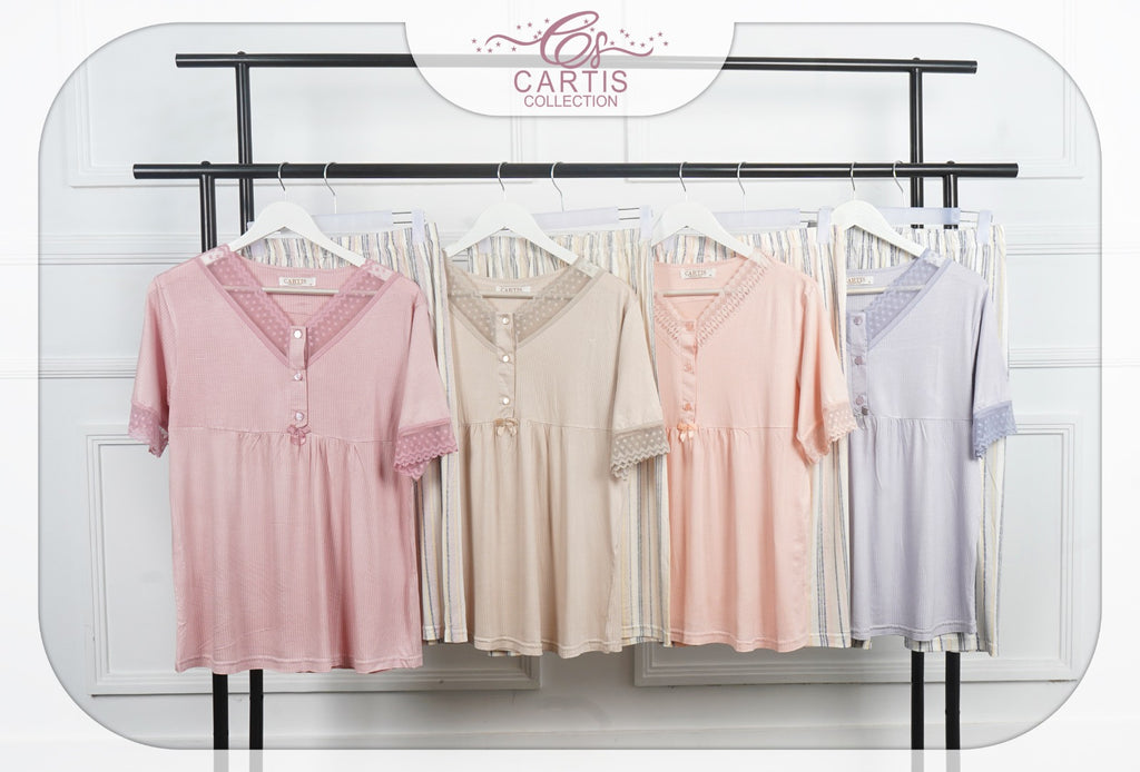 Pyjama Douceur Chic – Boutonné & Dentelle